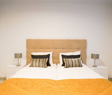 Luxury Villa for rent in Estepona, Spain - Photo 2