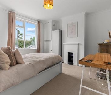 3 Bedroom House - Semi-Detached - Photo 6