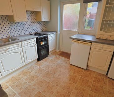 Utrillo Close, Coventry - Large 3 Bedroom Mid Terrace with Garage - Photo 6
