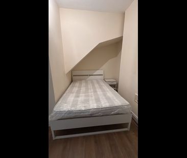 Room in a Shared House, Wilberforce Road, LE3 - Photo 6