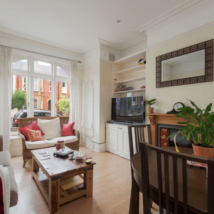 Elliscombe Road, Charlton, SE7 - Photo 1