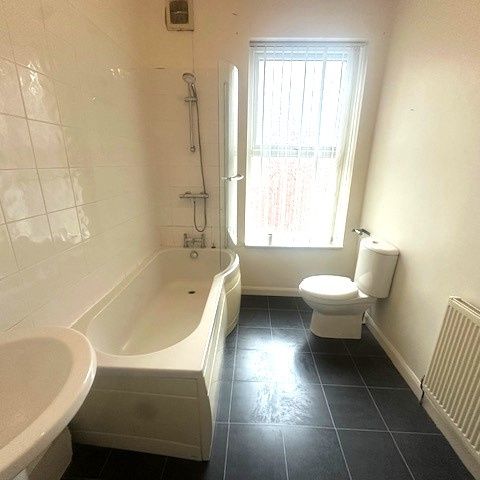 41, Jemmett Street, Preston - Photo 1