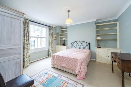2 Bed Flat, Claverton St, SW1V - Photo 3