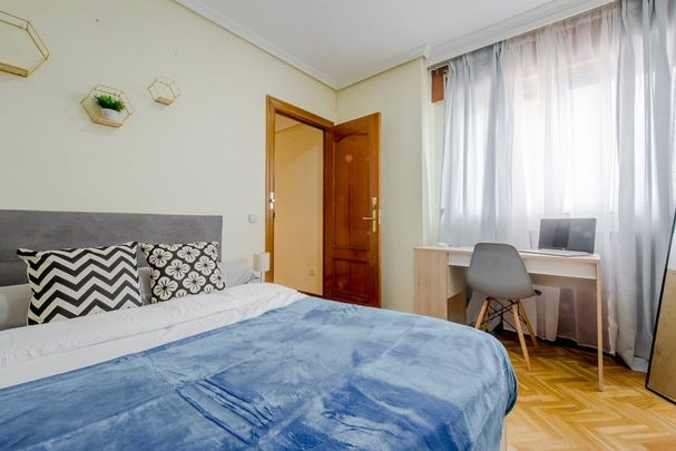 Calle de Sinesio Delgado, Madrid, Community of Madrid 28029 - Photo 1