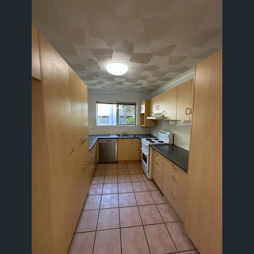4/191 Allen Street, Hamilton, Qld 4007 - Photo 1