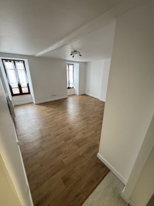 Location Appartement 3 pièces 63m² COMBRONDE 63460 - Photo 1