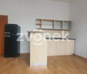 Pronájem bytu 1+kk 25 m - Photo 1