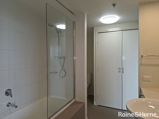 Apartment Available at Roma St Parklands - Photo 1