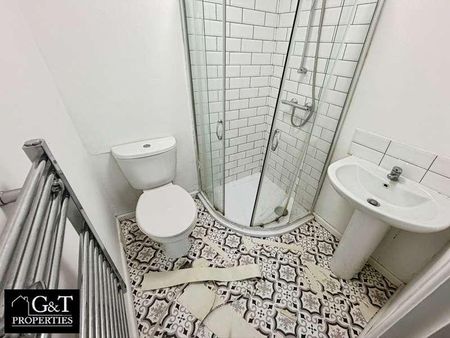 Greenlawns, St. Marks Road, Tipton, DY4 - Photo 3