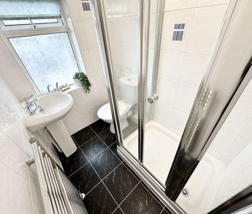 2 bedroom terraced house to rent - Photo 6