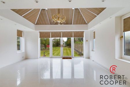 5 bedroom bungalow to rent - Photo 5