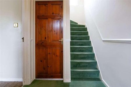 Nightingale Road, Woodley, Reading, Berkshire, RG5 - Photo 5