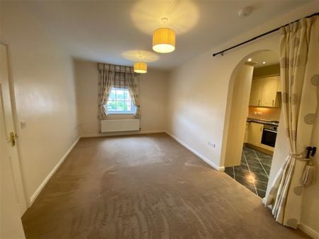 2 bedroom Flat To Let - Photo 2