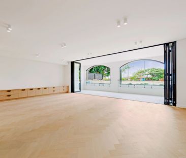 2/49 Drumalbyn Road,Bellevue Hill,New South Wales 2023, Sydney - Photo 3