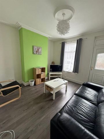 171 Lancing Road, Highfield - Photo 2