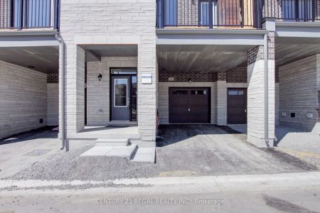 Condo Townhouse For Lease | N9195068 - Photo 3