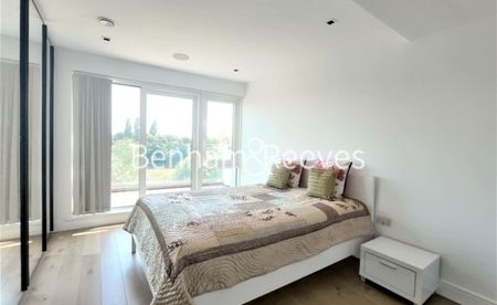 3 Bedroom flat to rent in Kew Bridge Road, Brentford, TW8 - Photo 5