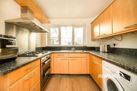 Agincourt Close, Wokingham, Berkshire, RG41 - Photo 5