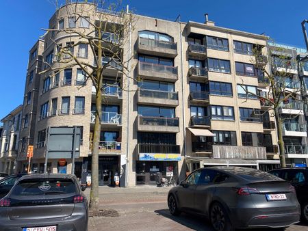 Grote Markt : Knus en volledig vernieuwd dakapp. (1 slpk). - Photo 4