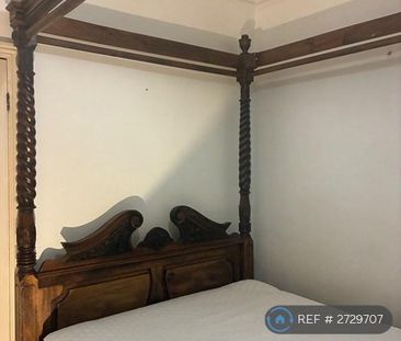 1 bedroom in a flat share to rent - Photo 6