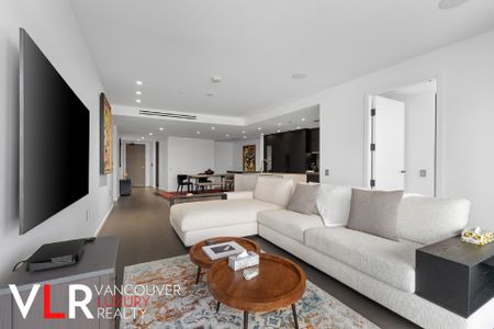 Condo in Vancouver East Side, BC - Photo 2