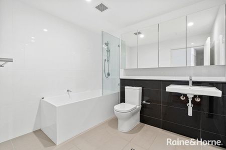 Modern & Convenient Living - Photo 2