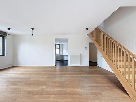 Duplex te huur in Brussel - Photo 2