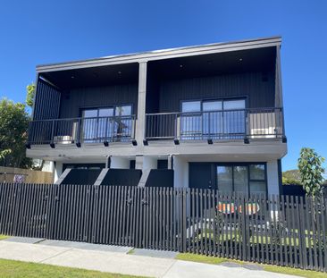 4/43 Yeovil Road, Te Atatu Peninsula - Photo 3