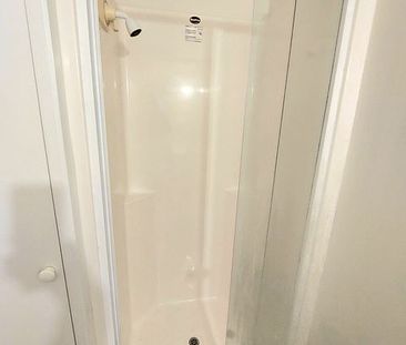 Charming 1BR Unit with Garden! - Photo 6
