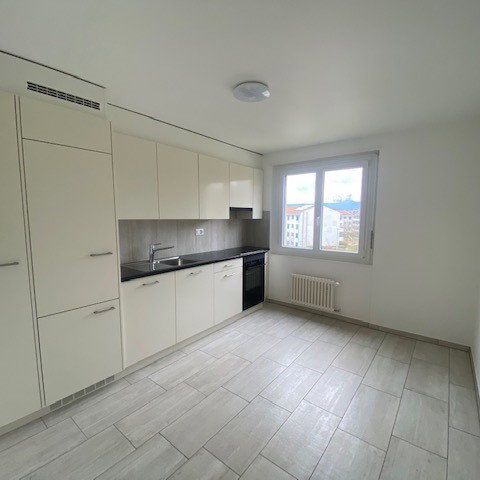 4 Zimmer, 79 m², 2. Stock - Photo 1