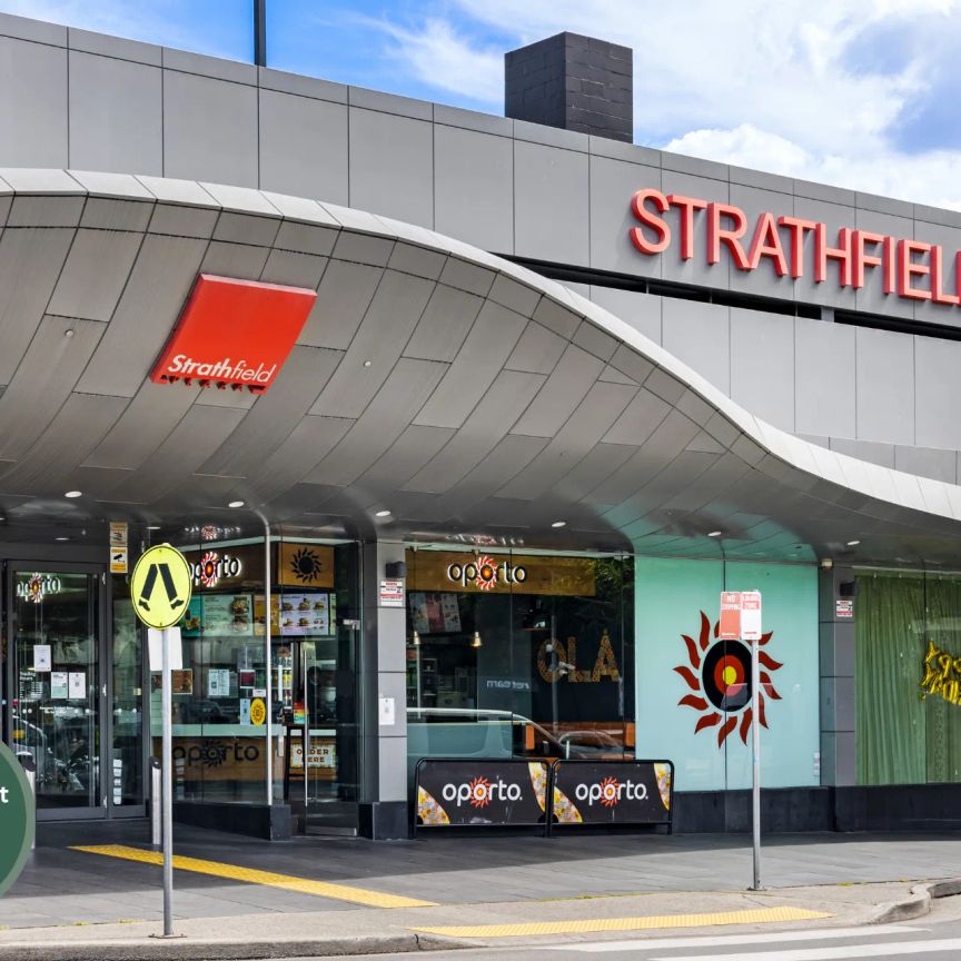 Large first floor apartment at the rear of the complex - Photo 1