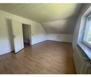 2-Zimmer-Dachgeschosswohnung in Sandweier - Photo 5