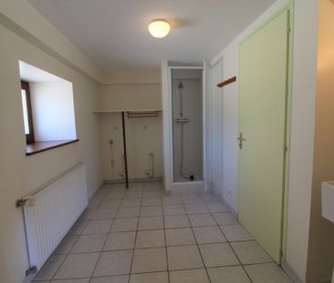 Location Maison 3 pièces 74m² - Photo 3