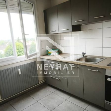 Location Appartement 1 pièce 32m² CHAMPFORGEUIL 71530 - Photo 4