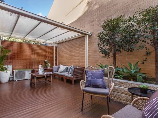 3/1 Huntington Street, Crows Nest NSW 2065 - Townhouse For Rent | Domain - Photo 1