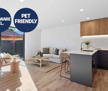 Stylish Living in a Convenient Location - Photo 2