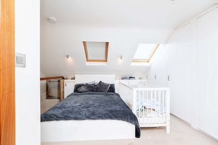 2 Bed Terraced House, St. Kildas Road, HA1 - Photo 2