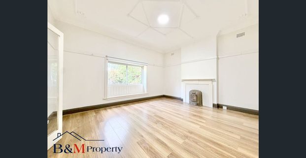 Full-Brick Bungalow on a Wide 695sqm Block in a Prime Roseville Location - Photo 1