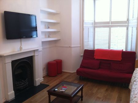 2 Bed Flat, Islington, N7 - Photo 2