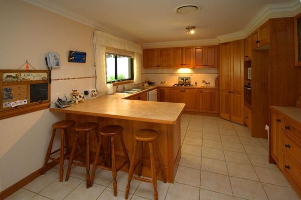 SPACIOUS HOUSE READY - Photo 1