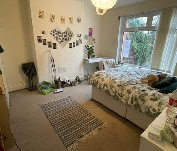 3 bedroom private hall to rent - Photo 4