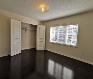 For Lease - 1140 Stuffles Crescent, Newmarket, Ontario - Photo 6