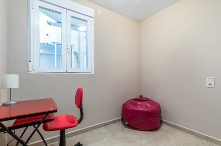 Carrer San Jacinto Castañeda, Valencia, Valencian Community 46006 - Photo 4