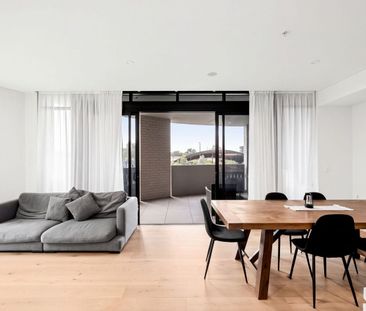 FURNISHED Modern Living at Tallawong Village - Photo 2