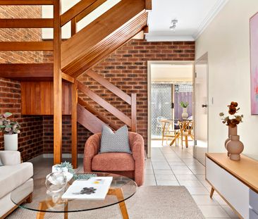 3/139-141 Weston Street, Brunswick VIC 3056 - Townhouse For Rent | ... - Photo 2