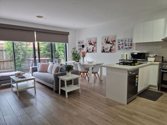 Clayton South - Photo 1