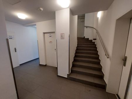 Ideale 2- Zimmer Wohnung mit großem Balkon - Bismarckstraße 16 - Top 4 - Photo 3