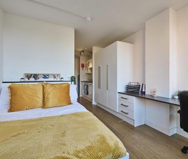 Studio to rent - Photo 5