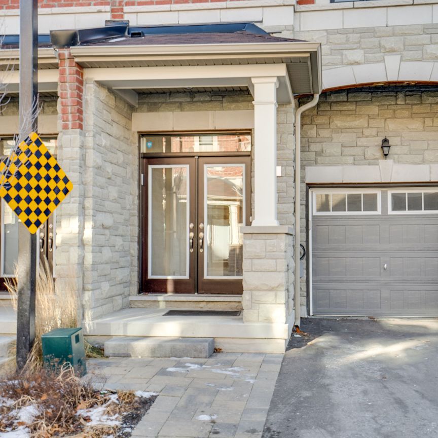 For Lease - 41 Hiawatha Court, Vaughan, Ontario - Photo 1
