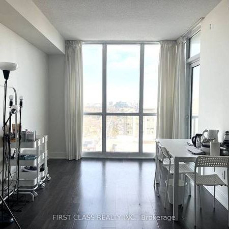 Yonge/Sheppard-Spacious 1Bdrm Open Concept - Photo 1